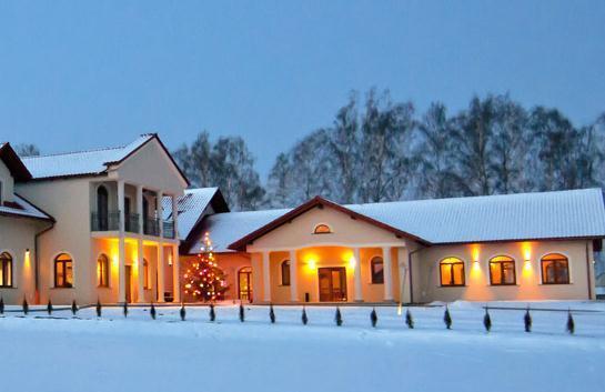 Hotel Potocki Dwor Jędrzejów Exteriér fotografie